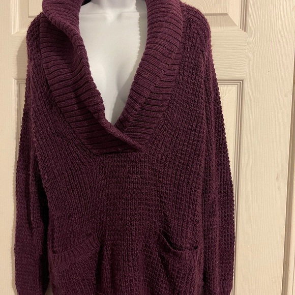 LOFT Sweaters - Loft Women’s Pullover Sweater